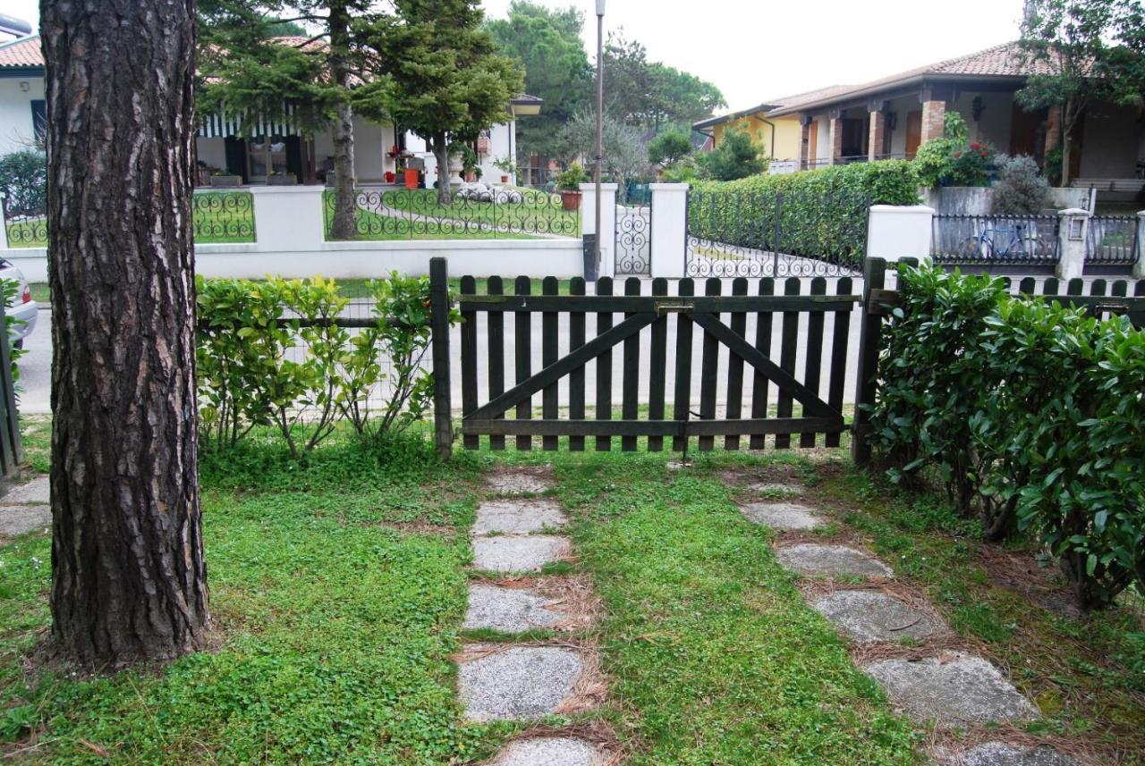 Villa Rosina Bibione Eksteriør billede